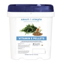Smart & Simple Vitamin E Pellets | Hästtillskott Pellets | Vitamin E för hästar | Immune Support | Pellets Form för Easy Feeding | 112 portioner | 3,7 LB Bucket