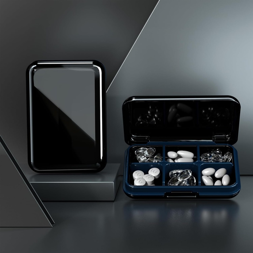Pill Box Waterproof Travel Pill Case Portable Daily Pill Container Pill Holder Purse 6 Compartments Pocket Compact Medicine Organizer för vitamin, fiskoljor, tillägg,Medication (Large Black)