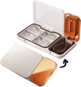 MURRI & MURRDI Pill Organizer med Pill Splitter Cutter, 4 Compartments Small Portable Medicine Case for Purse Pocket, Pill Vitamin Dispenser Holder, White