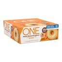 ONE Protein Bars, Maple Glazed Doughnut, Gluten Free med 20g Protein och 1g Sugar, Pantry Staples, 2,12 oz (12 greve)