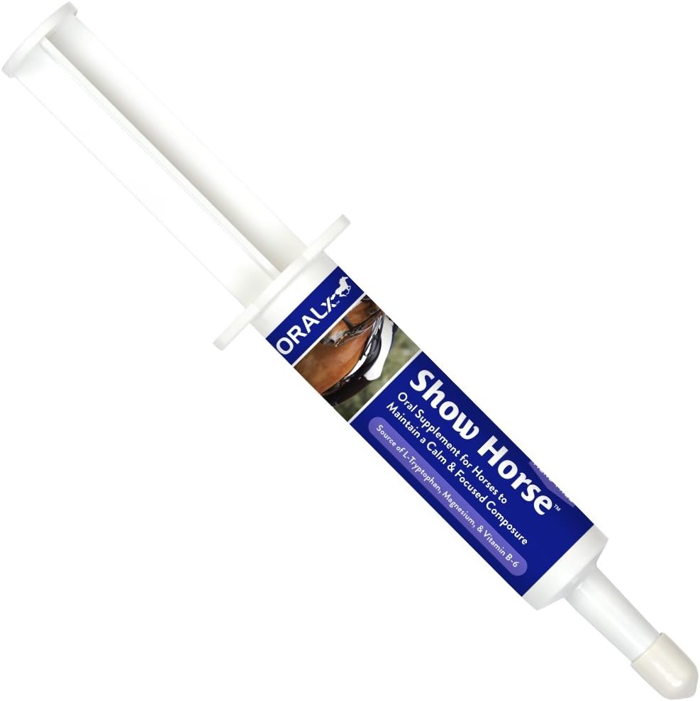 Visa häst. Herb-Free Calming Paste för hästar. L-Tryptophan, vitaminer och mineraler för att hjälpa till att upprätthålla lugn, fokuserad komposit under händelser och transporter. Easy-Dose Syringe. 1.2 Oz USA-Made.
