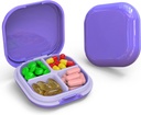 Daily Pill Organizer 4 Compartments, Small Pill Box Portable Travel Pill Case, Mini Pill Container för Purse Pocket, Compact Travel Medicine Organizer för Vitamin, Cod Liver Oil, Supplement (Purple)